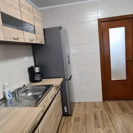 Lumiss Suite- Reyna Apartment *
