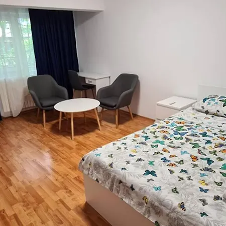 Apartment Lumiss Suite- Reyna